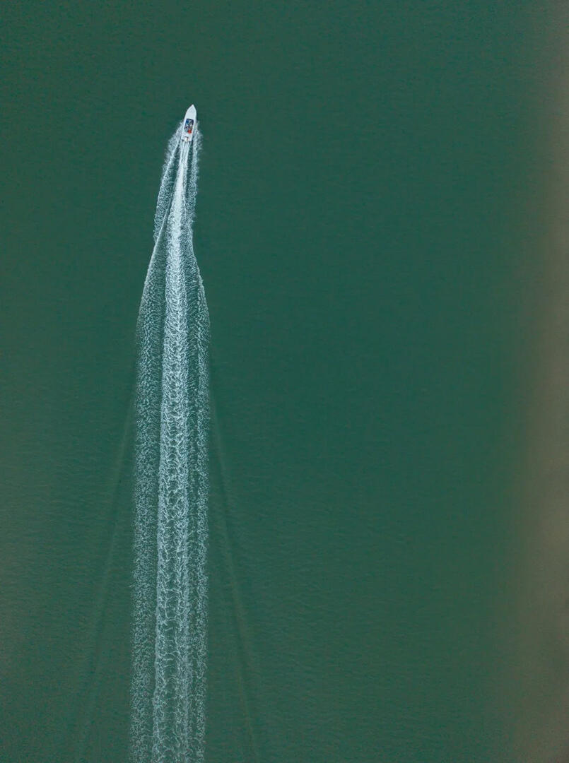 Boat & Wake in Port O'Connor for Yeti